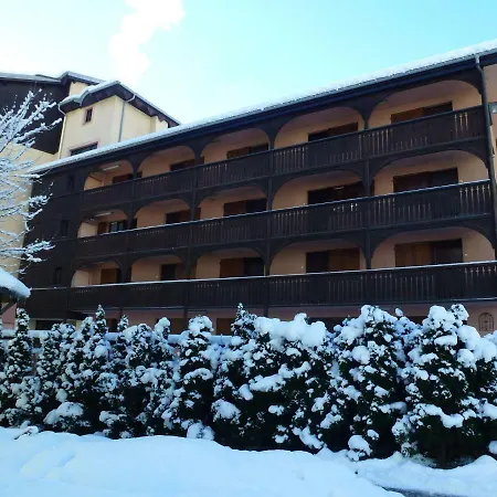 Beautiful Apartment Decorated With Great Care In A Mountain Style * 샤모니