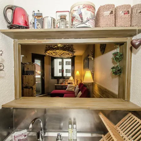 Beautiful Apartment Decorated With Great Care In A Mountain Style *